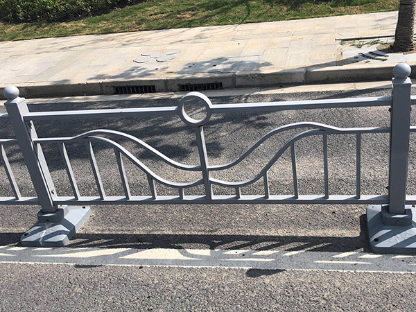 道路护栏